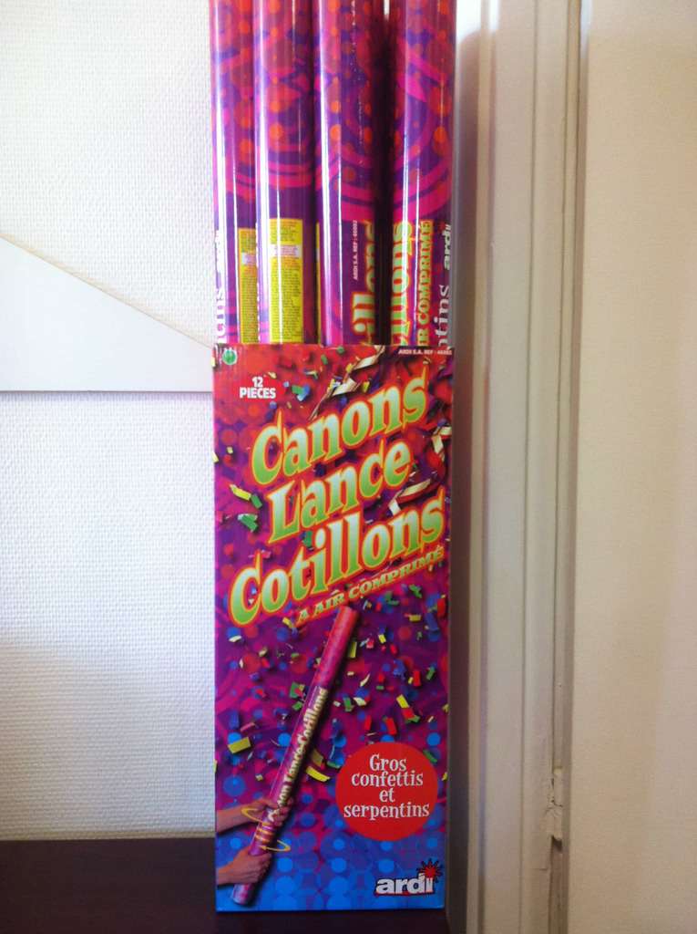 Canon multicolore lance cootillons