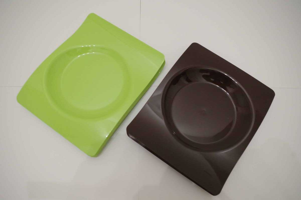 ASSIETTES PLASTIQUE DUR (Assortiment 12 assiettes) Coloris assortis - 2 tailles – Image 2