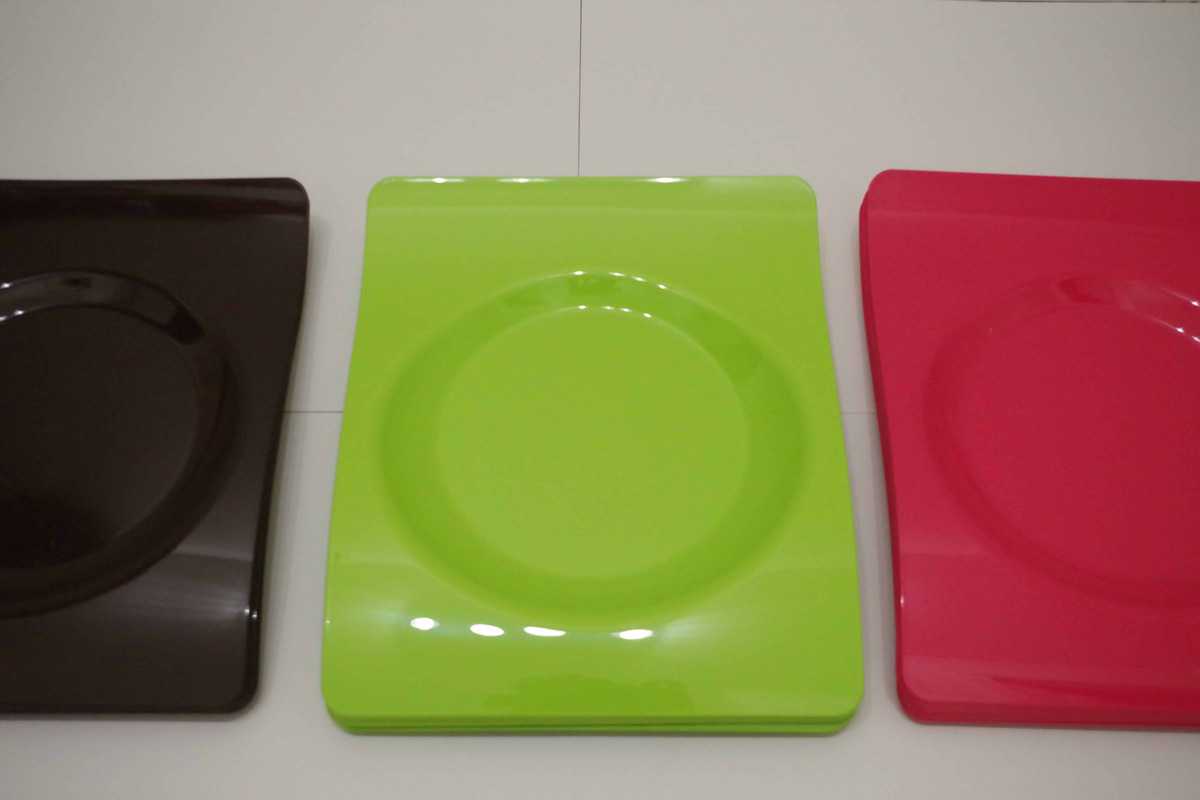 ASSIETTES PLASTIQUE DUR (Assortiment 12 assiettes) Coloris assortis - 2 tailles – Image 1