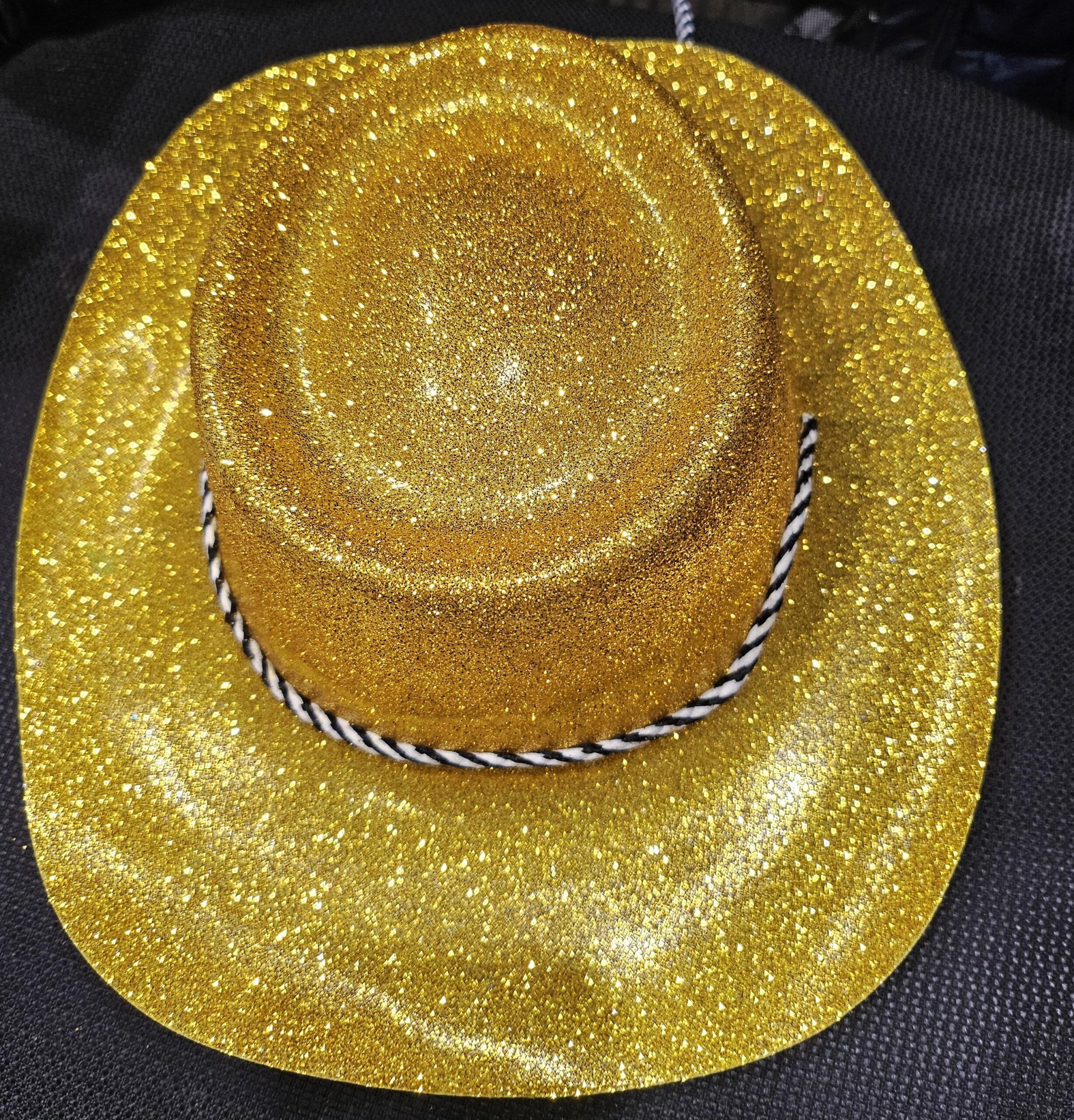 CHAPEAU  DISCO (Paillettes - 6 coloris) – Image 6
