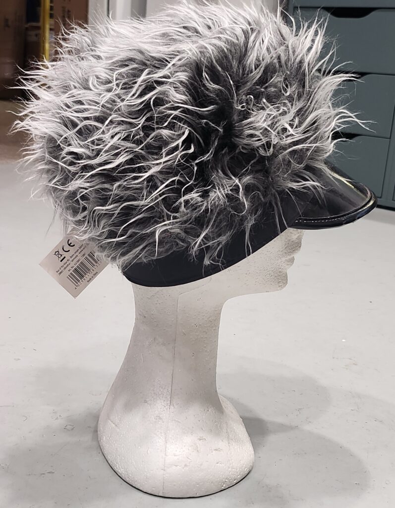 CASQUETTE FOURRURE (Casquette avec visière)