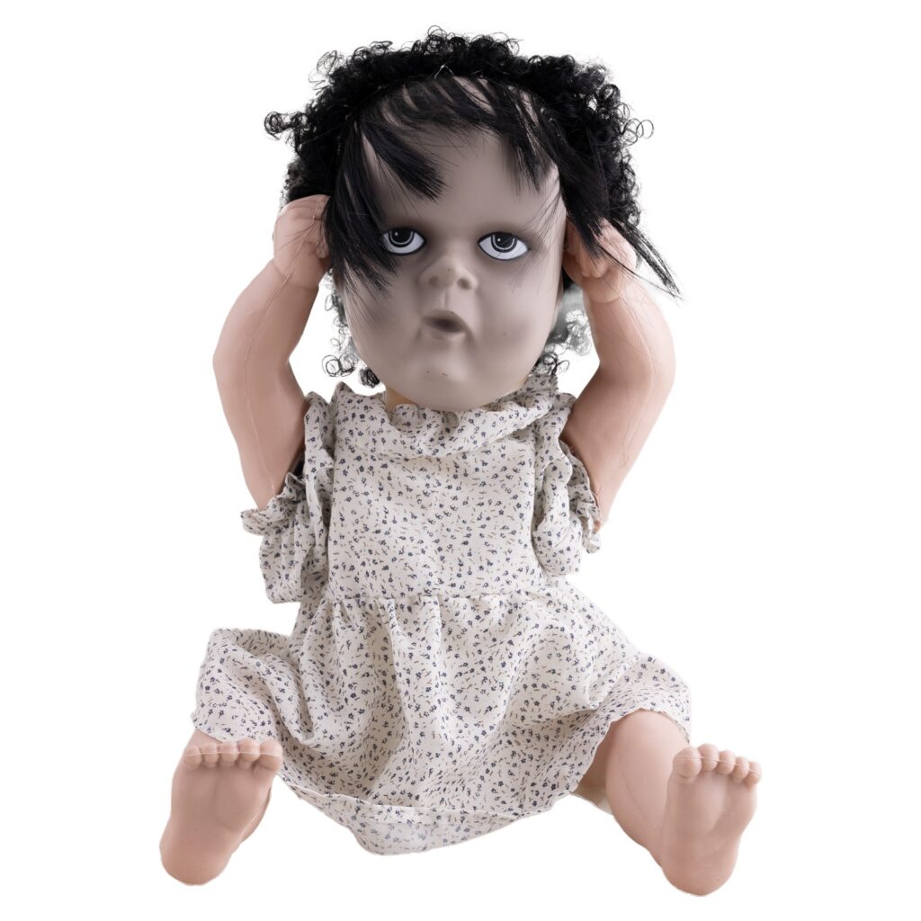 POUPEE DEMONIAQUE  ANIMEE  40cm (démo VIDéO)